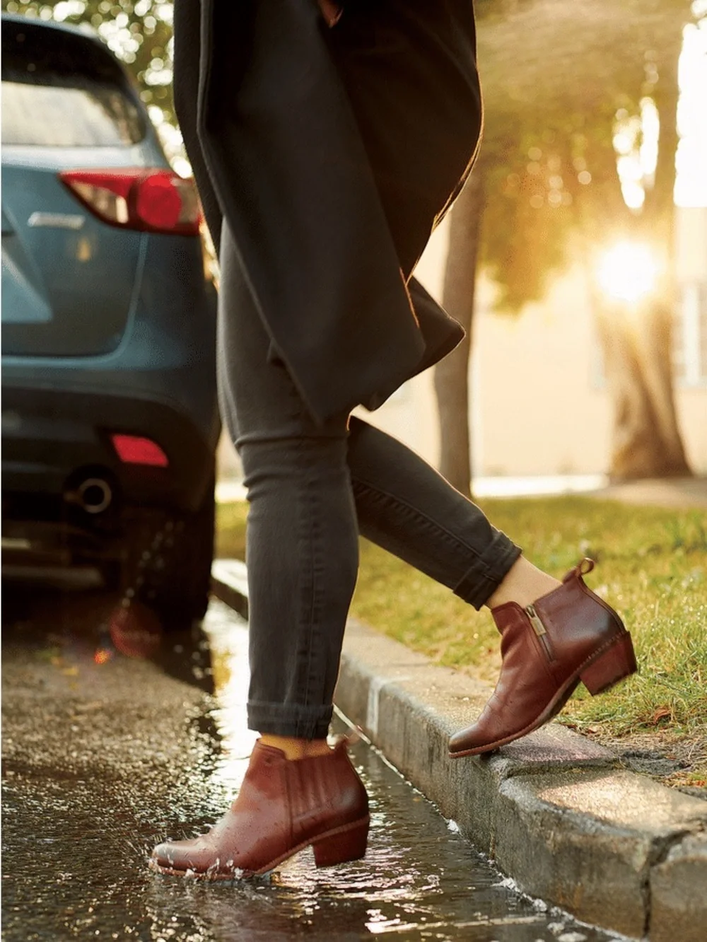 VIONIC Waterproof Bethany Ankle Boots in Beaver Brown 7.5